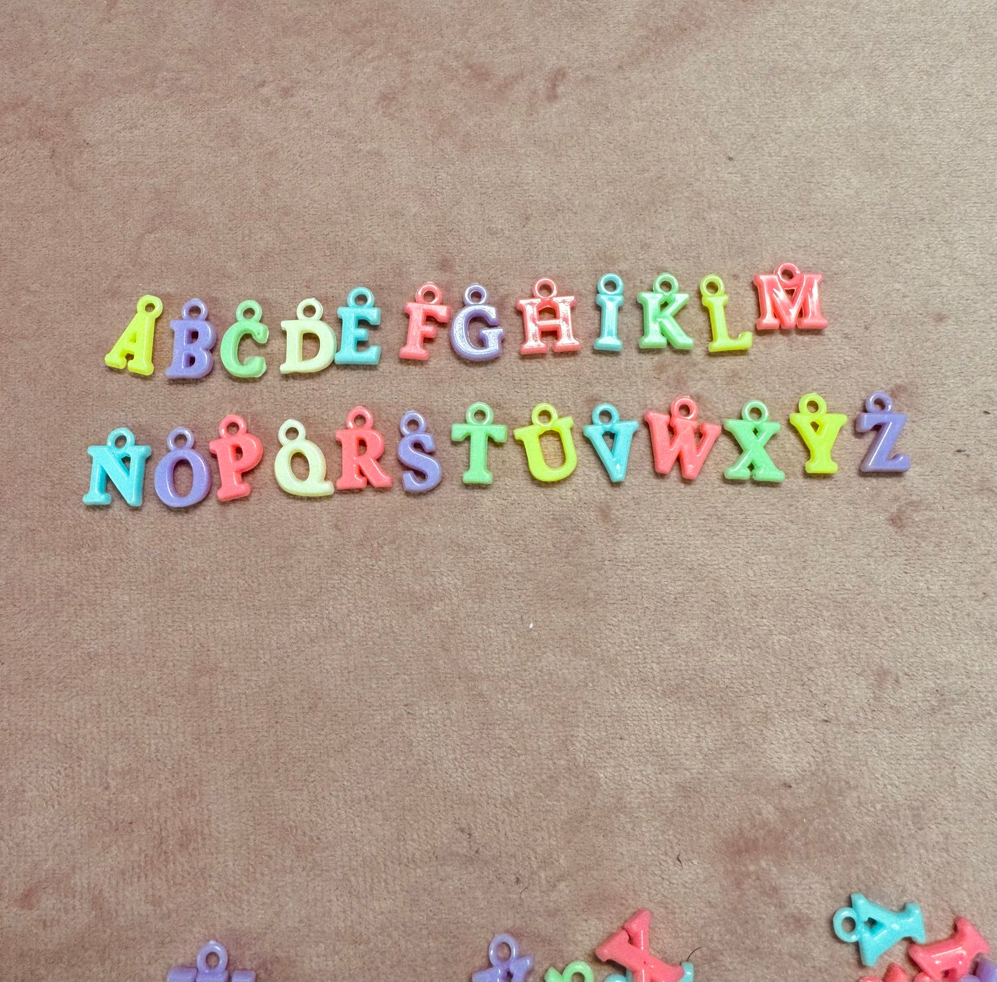 Lettere Charm